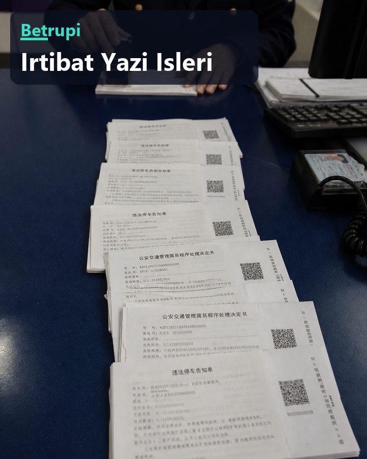Yazı işleri masasında gelen düzeltme taleplerinin sıraya alındığı çalışma düzeni